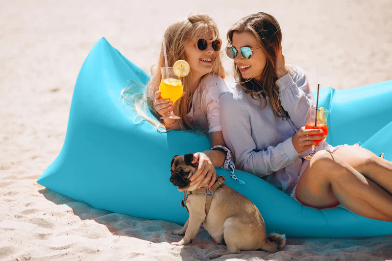 Aufblasbares Sofa „Lazy Bag“ für den Strand