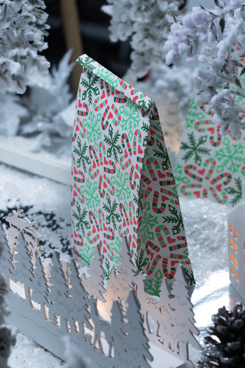 Weihnachtspapiertüte 160x80x270mm Christmas Canes