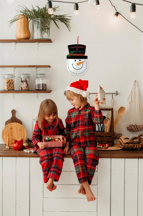 Weihnachtsuhr Adventskalender süßer Schneemann