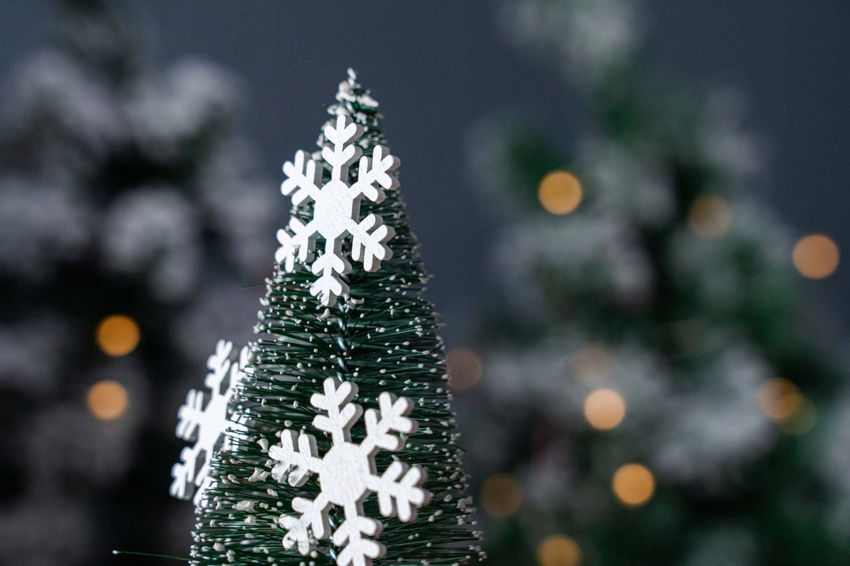 Holzschneeflocken 6 Stk.