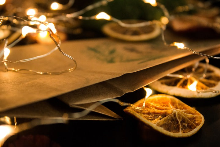 Weihnachtspapiertüten 80x65x190mm Frohe Weihnachten Kranz 10St.