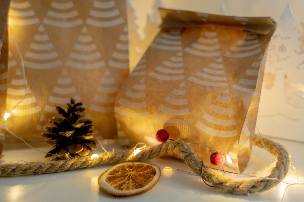 Weihnachtspapiertüten 120x210mm Weihnachtsbäume 50St.