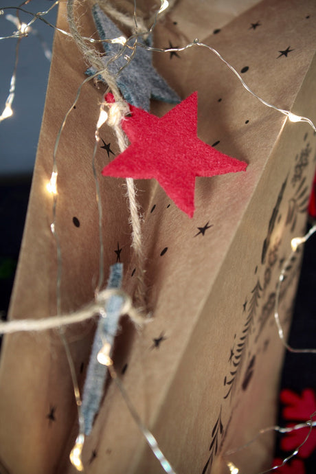 Weihnachtspapiertüte 260x140x320mm Merry Christmas Tree