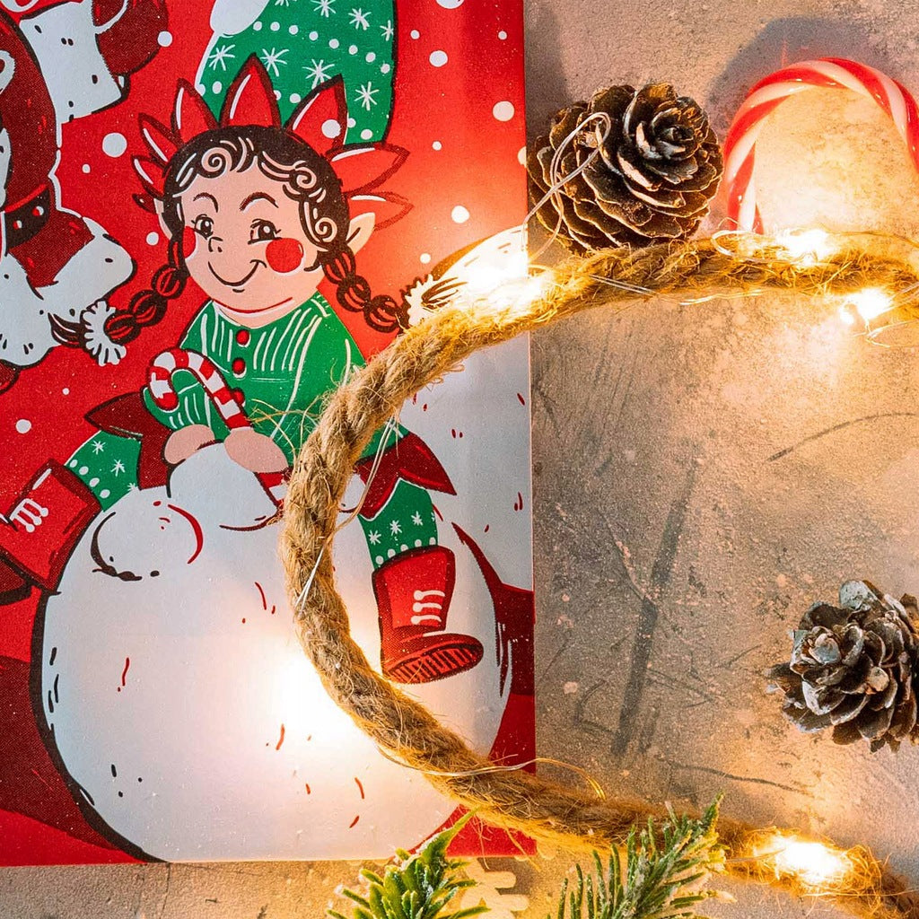 Weihnachtspapiertüte 180x80x220mm Roter Weihnachtself