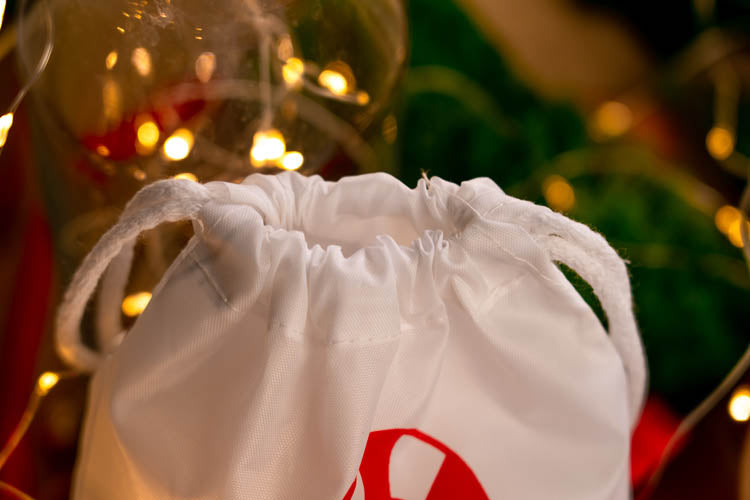 Weihnachts-Polyestertasche 16x21cm ROTES KÜKEN