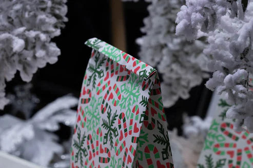 Weihnachtspapiertüte 16x8x27cm