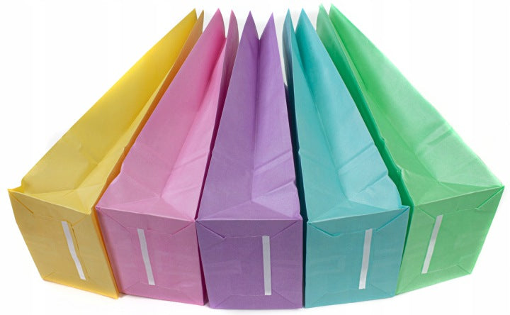 Bunte Geburtstagstüten für den Kindergarten – Geschenktüten + Aufkleber-Set (125 Stk.)
