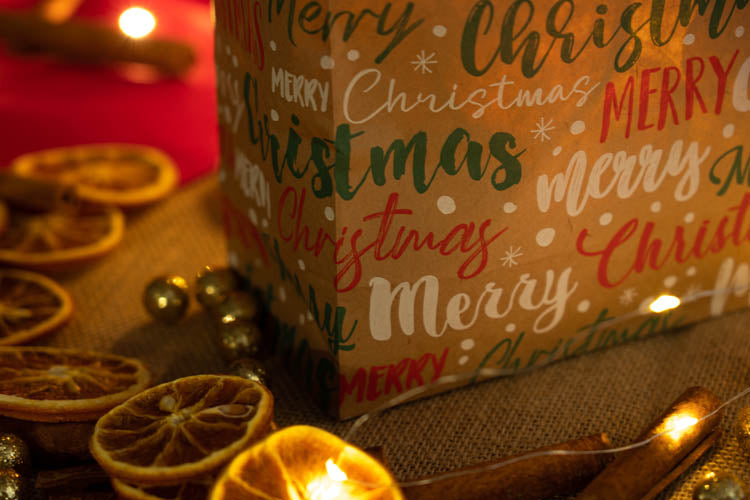 Weihnachtspapiertüte 180x80x220mm Frohe Weihnachten