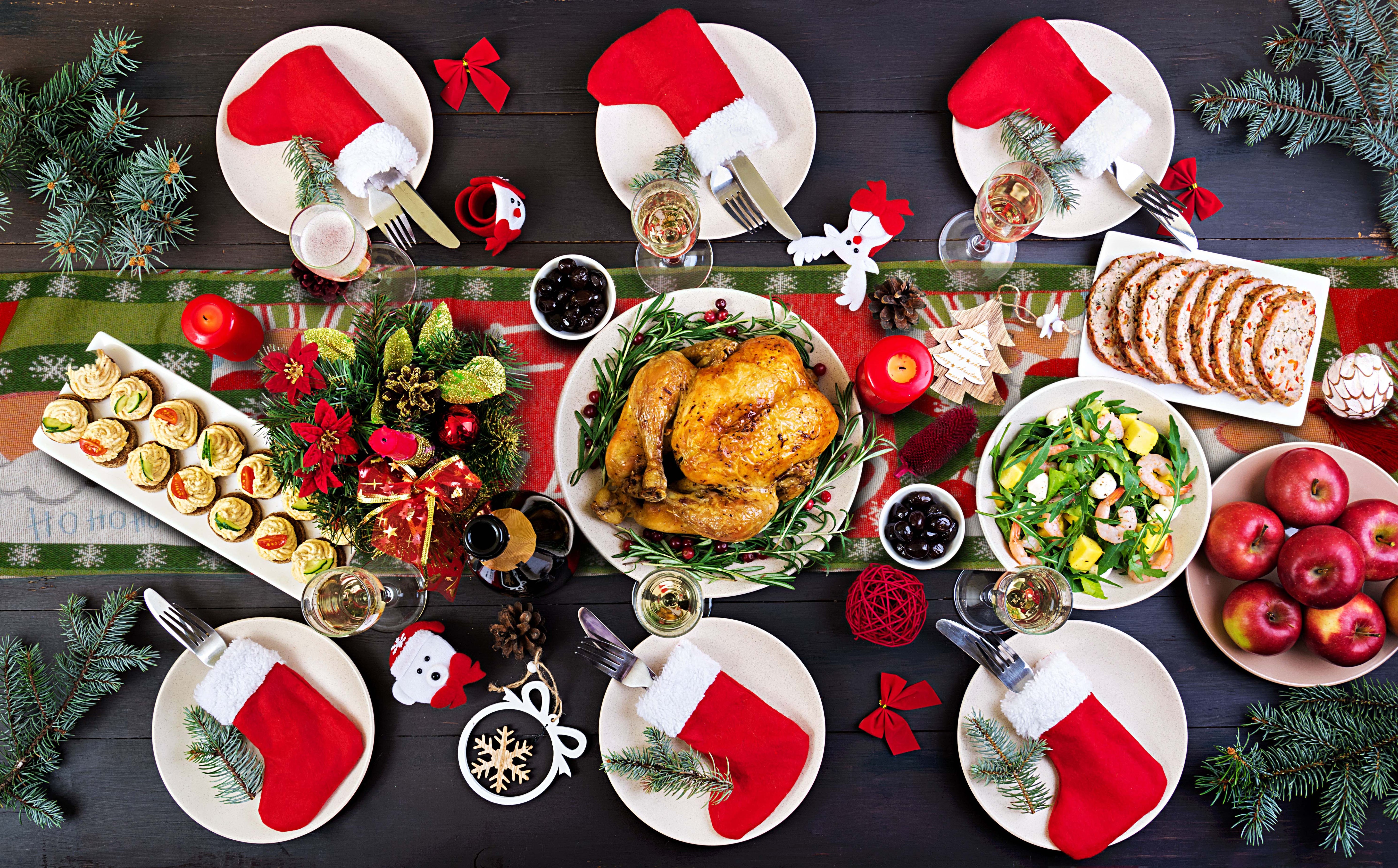 Weihnachtlicher Tischläufe 32x175 cm mit Weihnachtsmann-Motiv