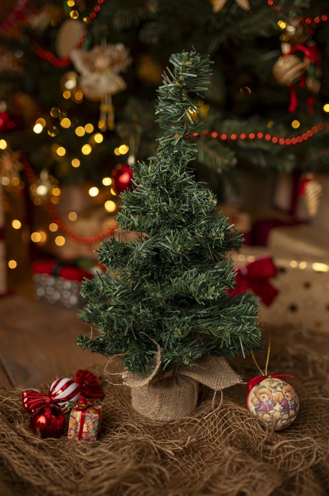 Künstlicher dekorativer Weihnachtsbaum 60 cm