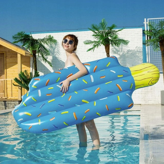 Schwimmmatratze Eis am Stiel Blau