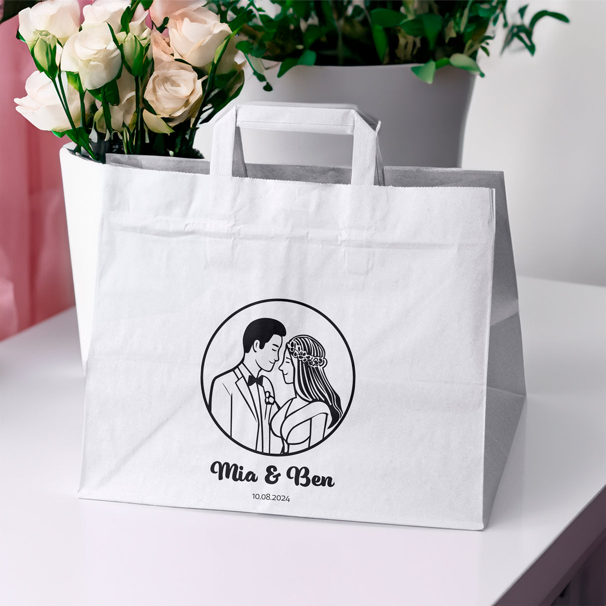 Hochzeitspapiertüten 50 Stück Weiß 320x220x245mm Braut und Bräutigam NAMEN+DATUM