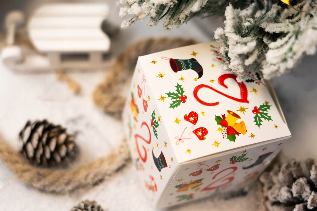 Weihnachtliches buntes Boxen-Set für Adventskalender 24-tlg.