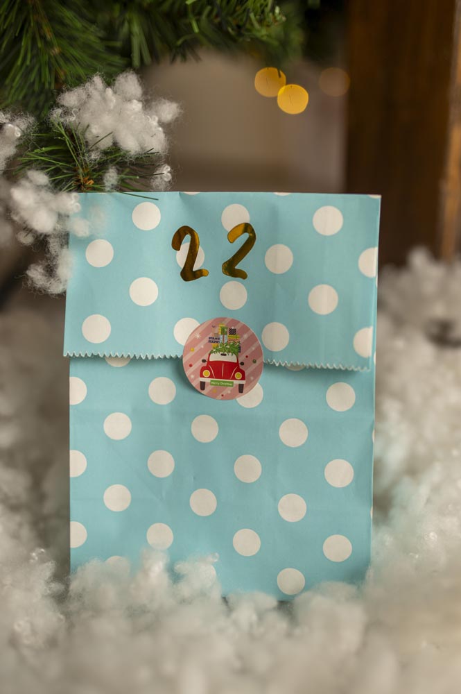 Adventskalender Blaue Tüten 24St.