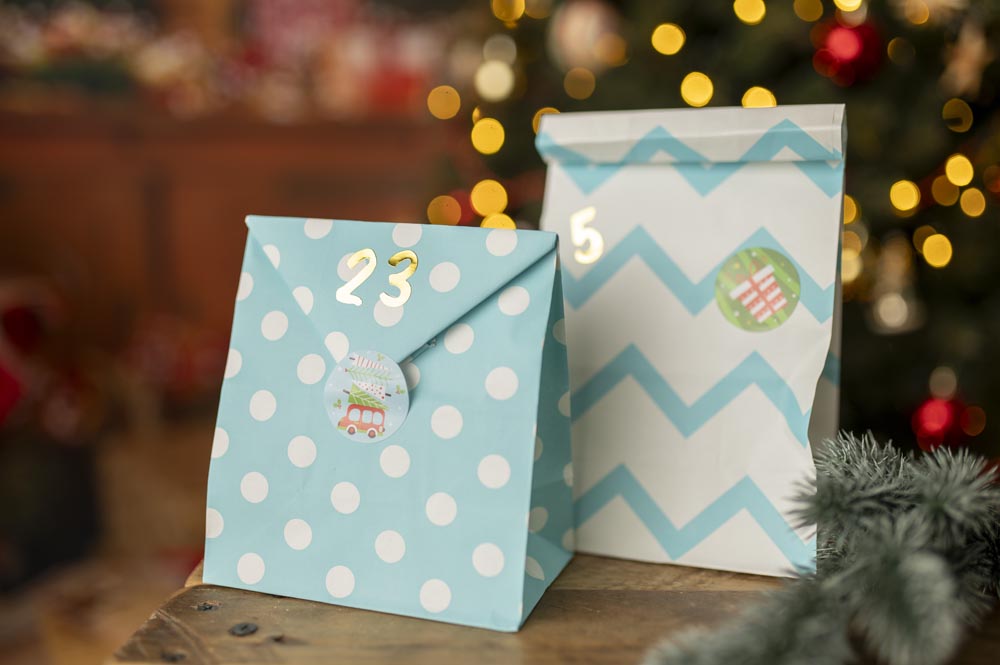 Adventskalender Blaue Tüten 24St.