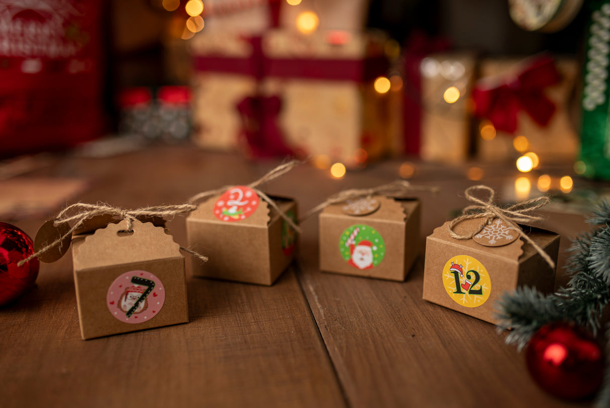 Adventskalender-Taschenset mit Zubehör
