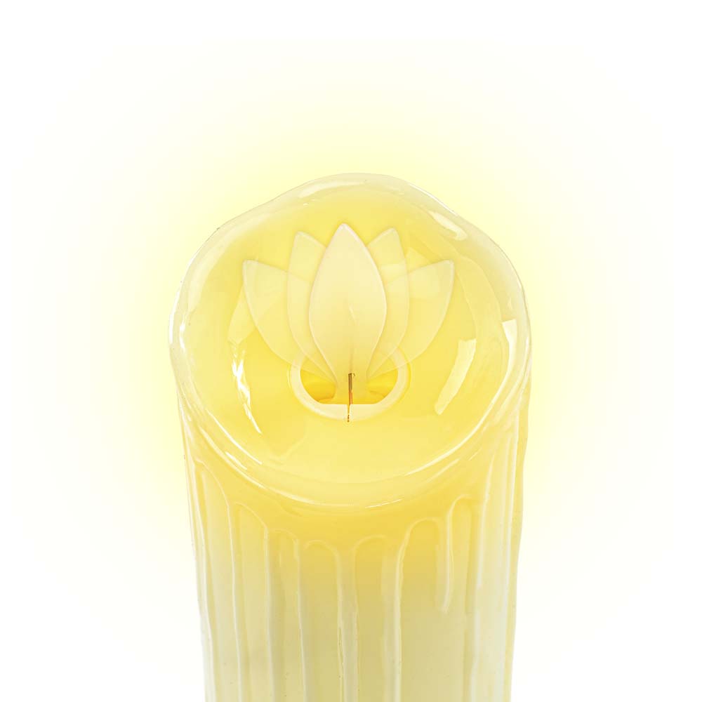 Große LED-Kerze mit beweglicher Flamme