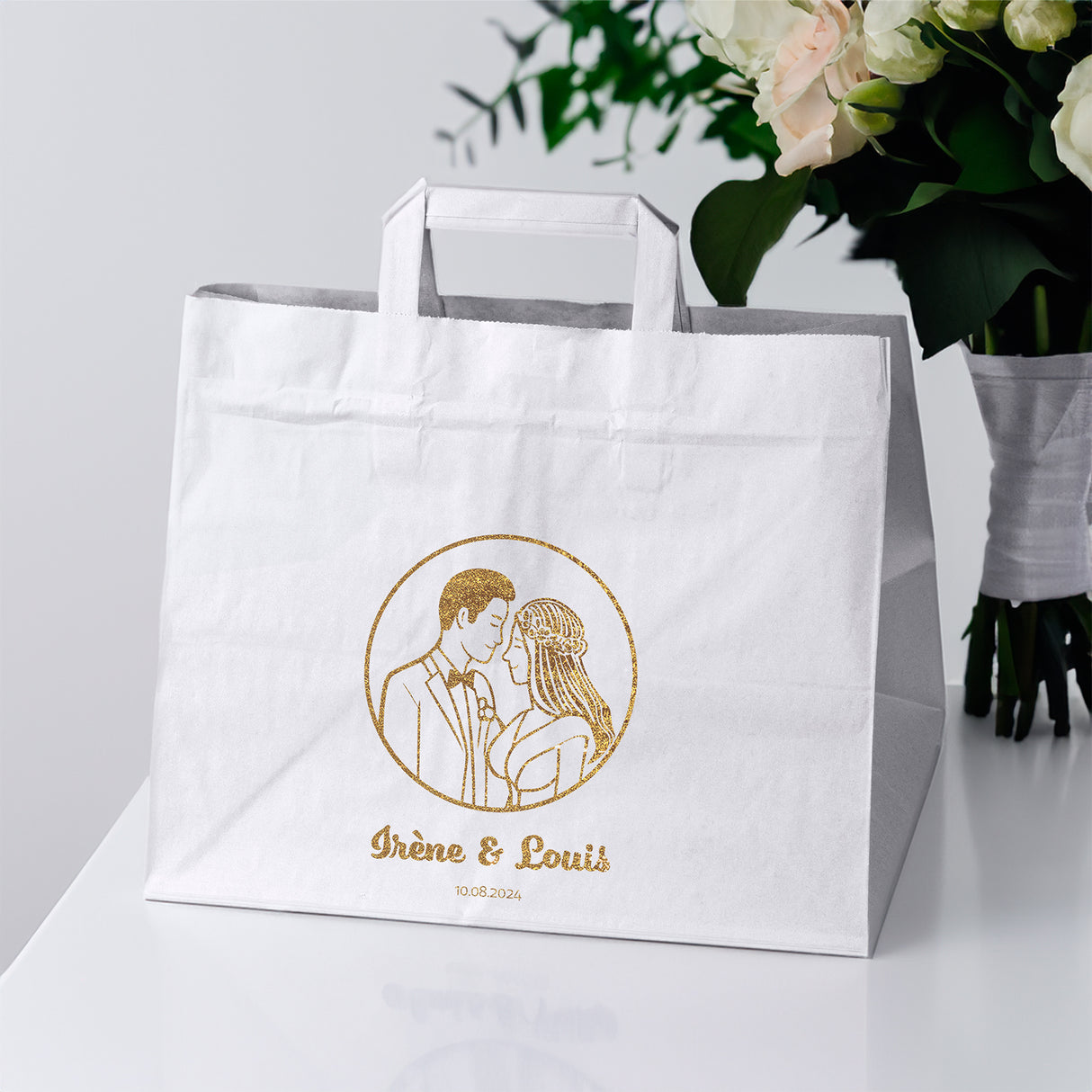 Hochzeitspapiertüten 50 Stück Weiß+Gold 320x220x245mm Braut und Bräutigam NAMEN+DATUM