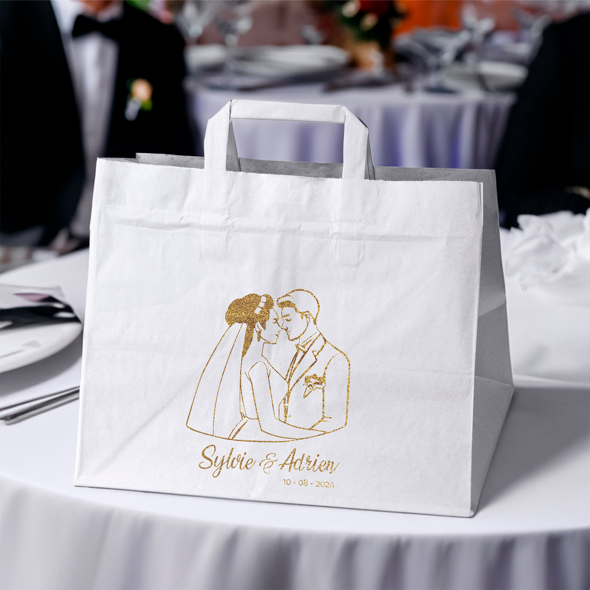 Hochzeitspapiertüten 50 Stück Weiß+Gold 320x220x245mm Bräutigam und Braut NAMEN+DATUM