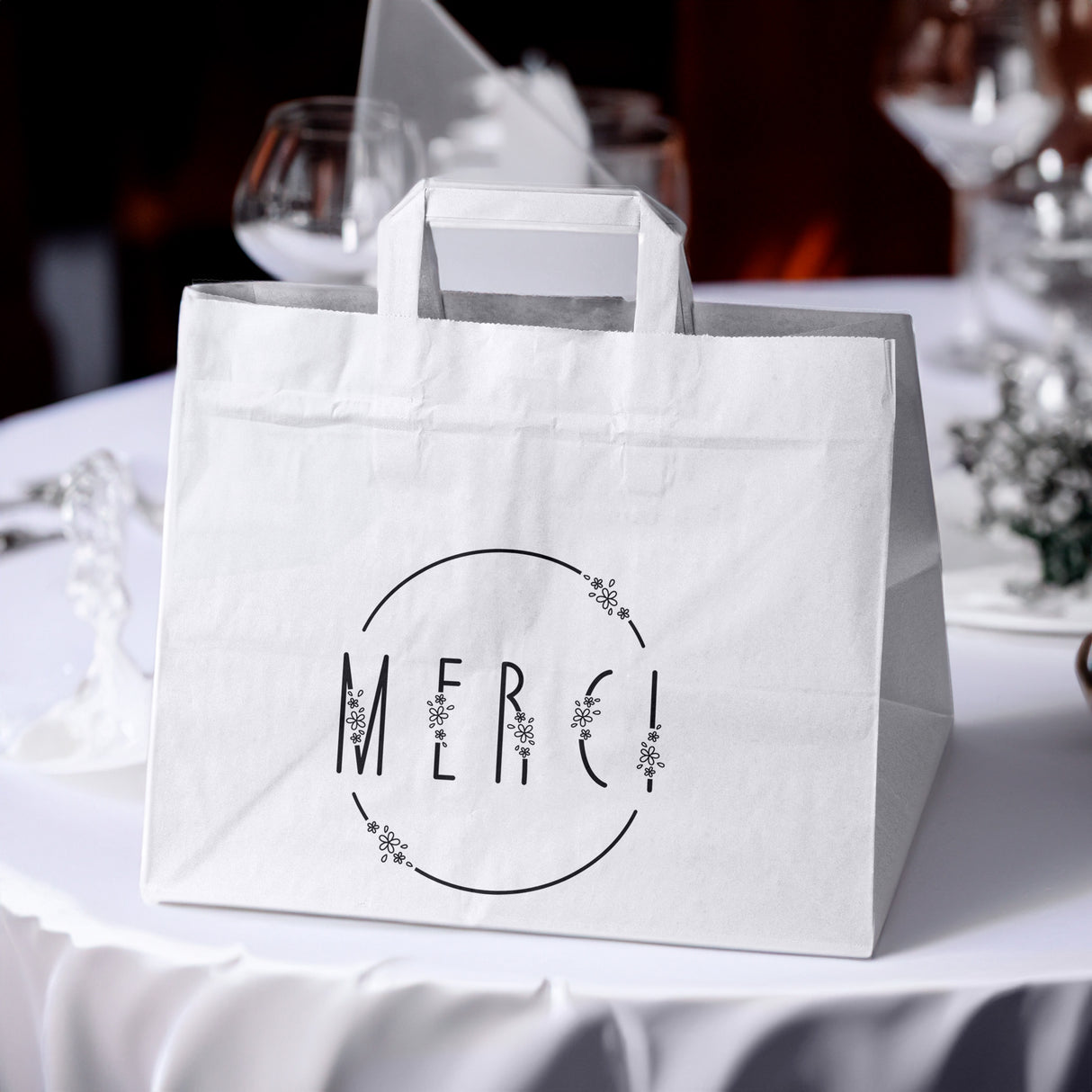 Hochzeitspapiertüten 50 Stück Weiß 320x220x245mm Dankeschön