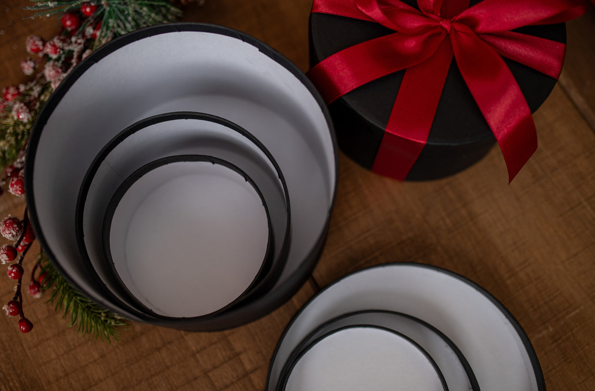 Set mit 4 schwarzen Geschenkboxen