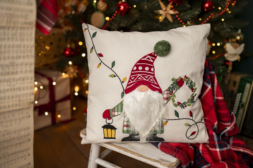 Plüsch-Koboldkissen 45x45cm