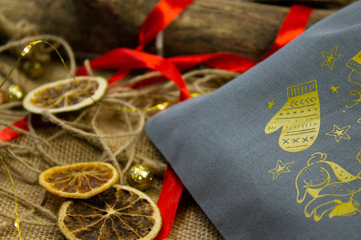 Weihnachts-Baumwolltasche 150x230mm Grau mit Golddruck