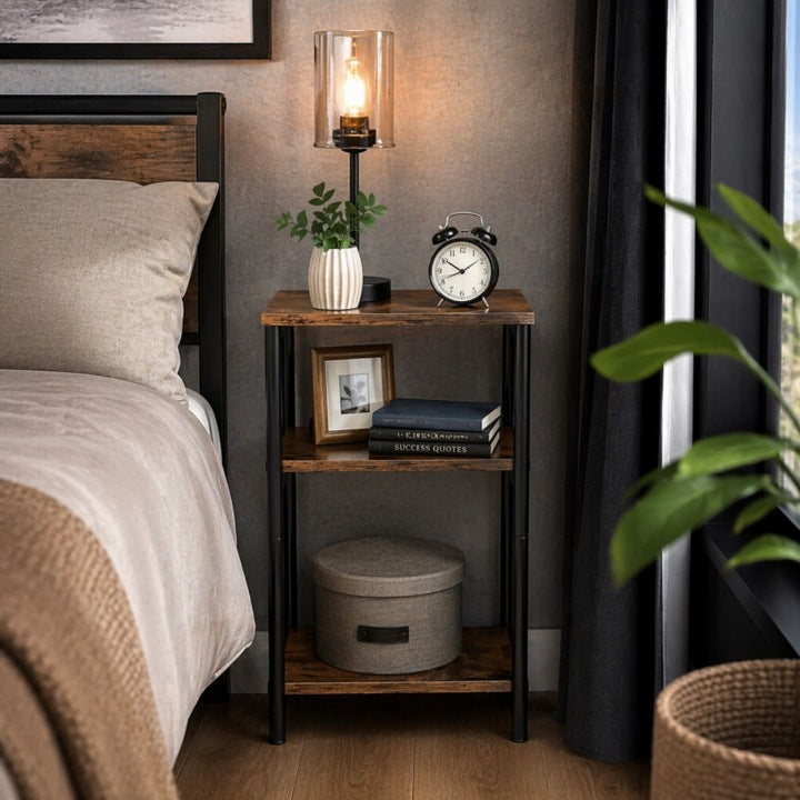Nachttisch im Loft-Stil mit Regalen