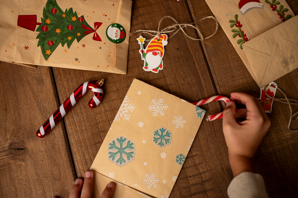 Papiertüte 240x80x13mm braun Weihnachtsmuster 4St.