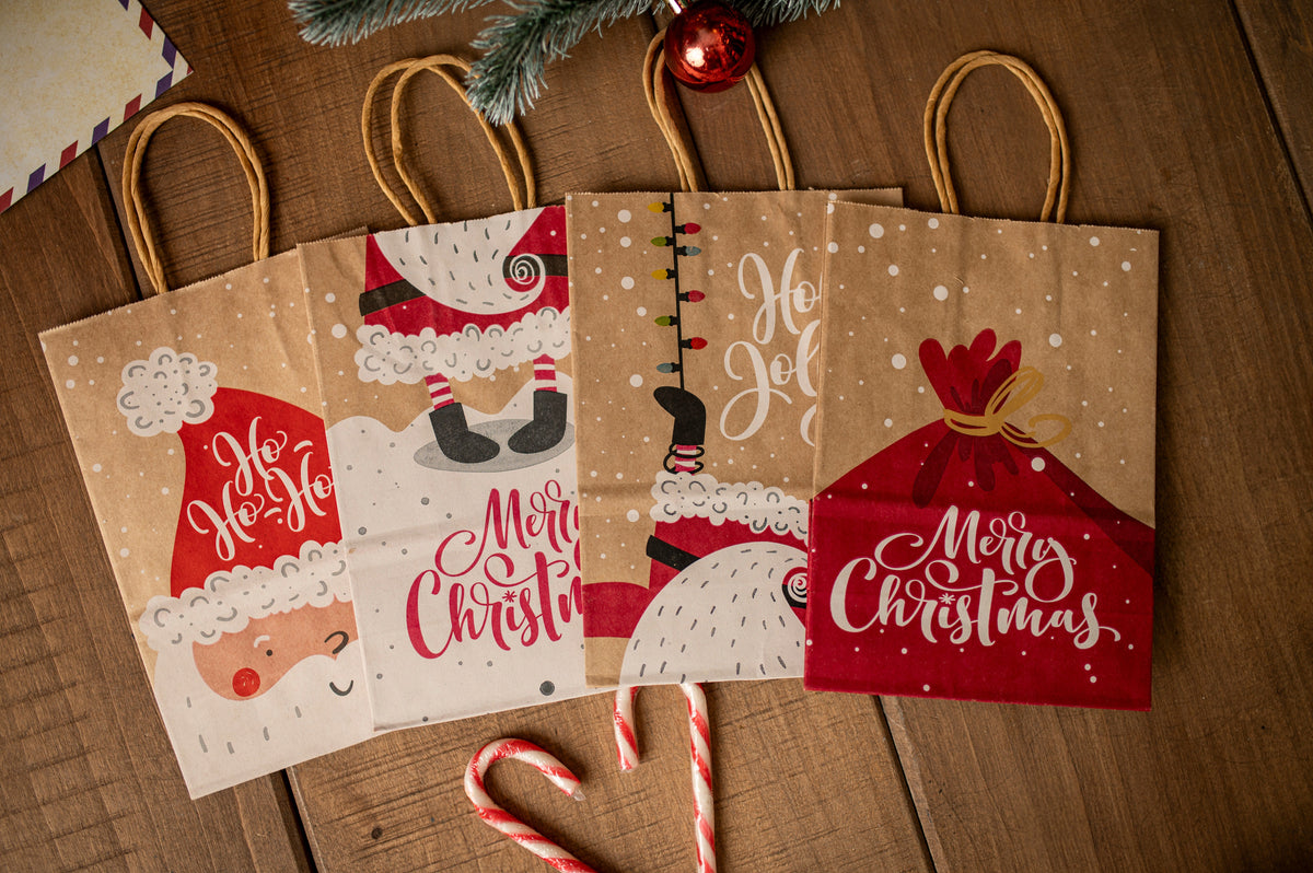 Weihnachts-Papiertragetasche 26+12x33 cm, Nikolaus, 4 Stück
