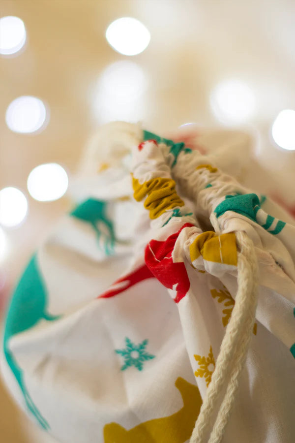 Weihnachtsbeutel aus Baumwolle 30x45cm COLOUR Rentiere