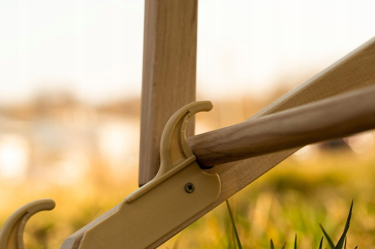 Kinderliegestuhl aus Holz Weiß