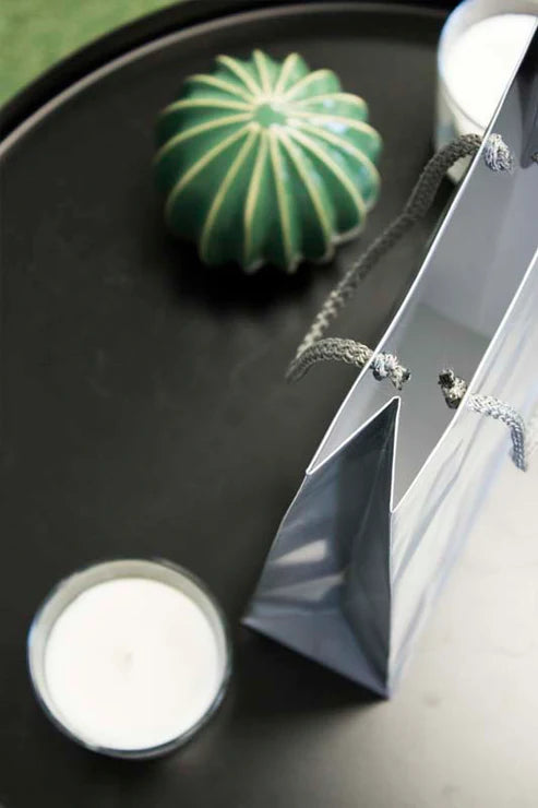 Papiertüten mit Schnurgriff 170x70x250mm Silber