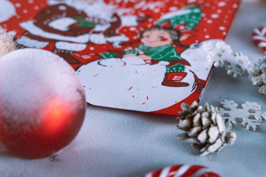 Weihnachtspapiertüte 180x80x220mm Roter Weihnachtself