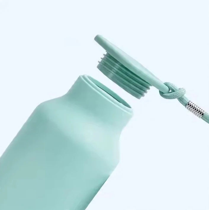 Leichte faltbare Silikon-Trinkflasche mit Griff