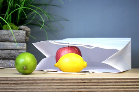 Papiertüte mit gedrehtem Griff 330x160x380mm Weiß