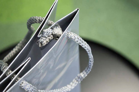 Laminierte Tasche mit Schnurgriff 110x90x400mm Silber