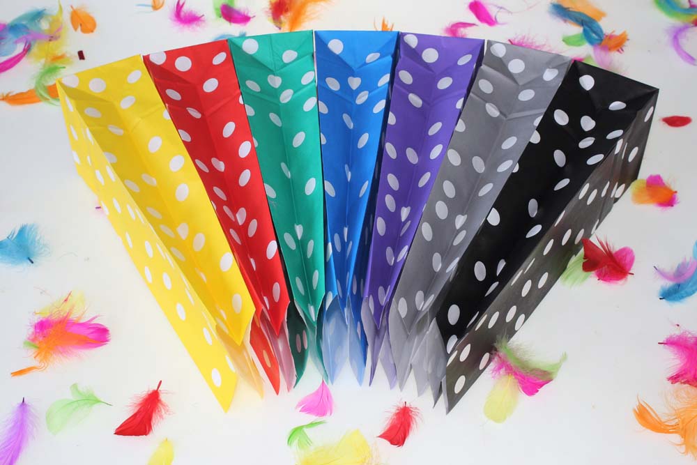 Papiertüten für Süßigkeiten 100x70x280mm (6 Stück) HAPPY BIRTHDAY