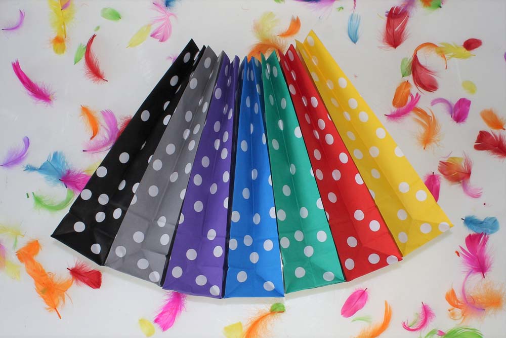 Papiertüten für Süßigkeiten 100x70x280mm (6 Stück) HAPPY BIRTHDAY