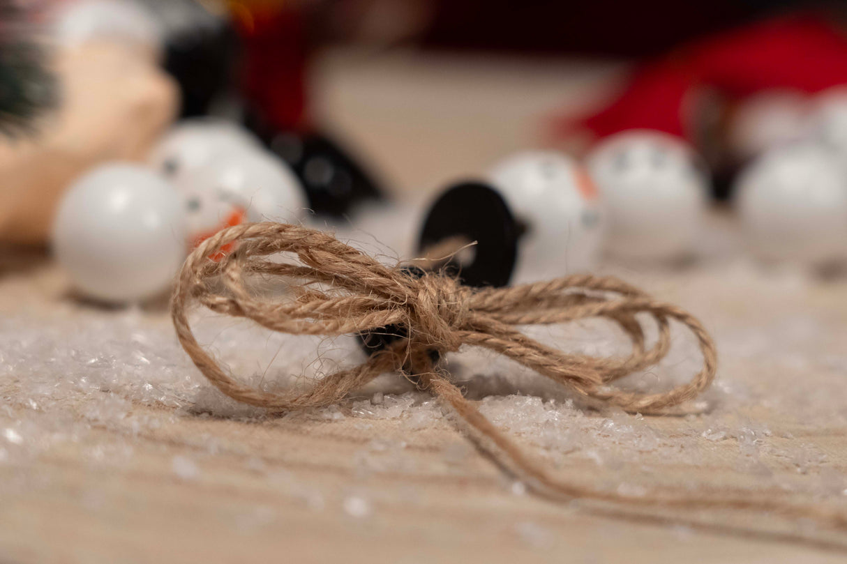 DIY Weihnachtsbaum-Schneemänner