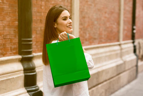 Papiertüten mit Schnurgriff hellgrün 240x80x320mm