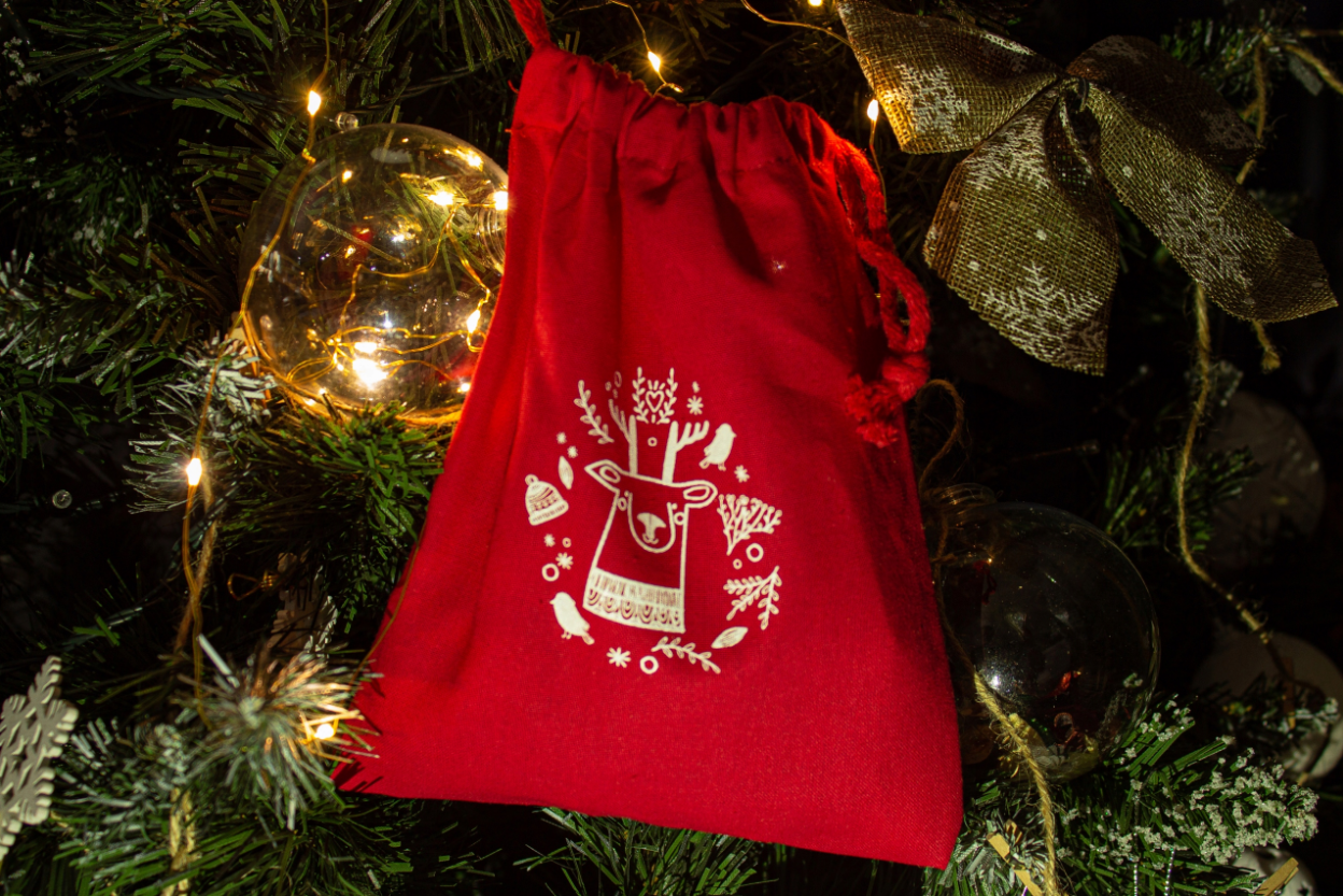 Weihnachts-Baumwollbeutel 15x20cm ROTES RENTIER 220g