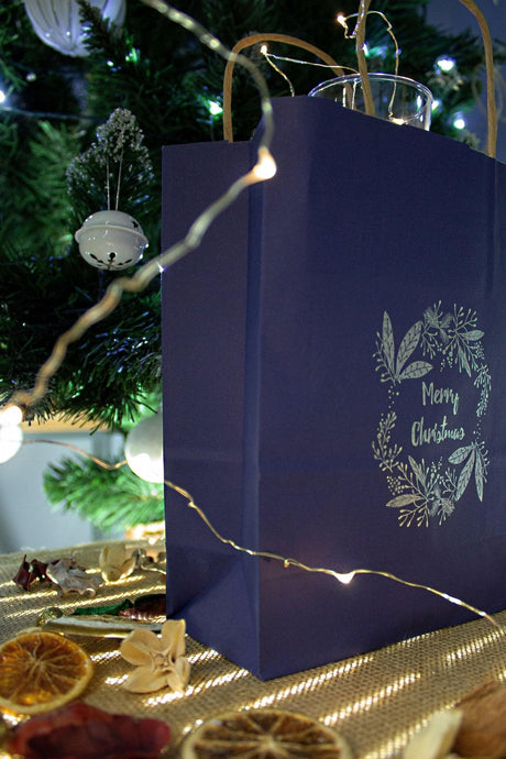 18+8,5x23cm Silberkranz Marineblaue Weihnachts Kraft Geschenktüten