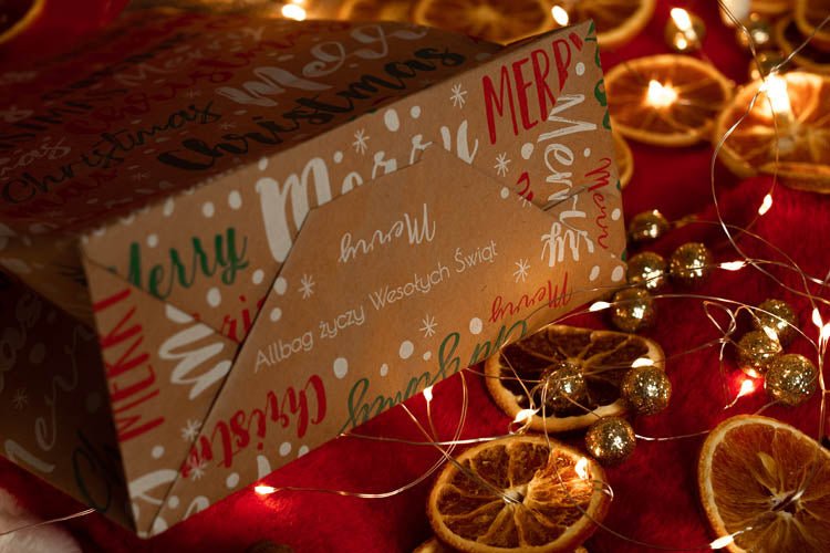18+8x22,5cm Merry Christmas Weihnachts Kraft Geschenktüten Weihnachts Papiertüten mit Griffen - AllBags