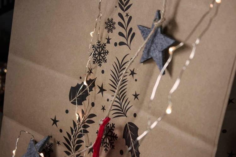 30,5+17,5x34cm Merry Christmas Weihnachtsbaum Weihnachts Kraft Geschenktüten