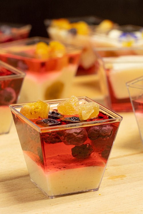 50 Stück Desserttassen 60ml 2oz Wiederverwendbare Dessertgläser Plastik mit 50 Stück Löffeln - AllBags