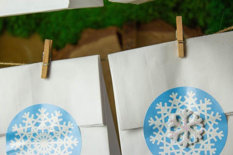 Adventskalender Zum Befüllen 24 Papiertüten Holz Miniklammern