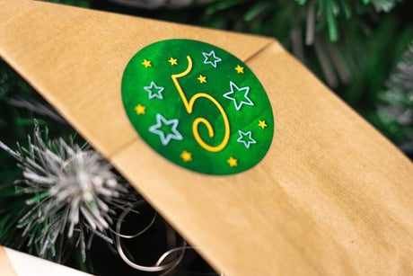 Adventskalender zum Befüllen von 24 Papiertüten und Aufklebern
