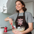 Sie die Küchenschürze als Geschenk zum Valentinstag