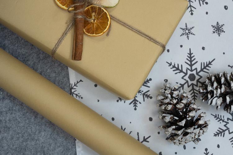 Geschenkpapier weihnachten 70cm/5m Kraft - AllBags
